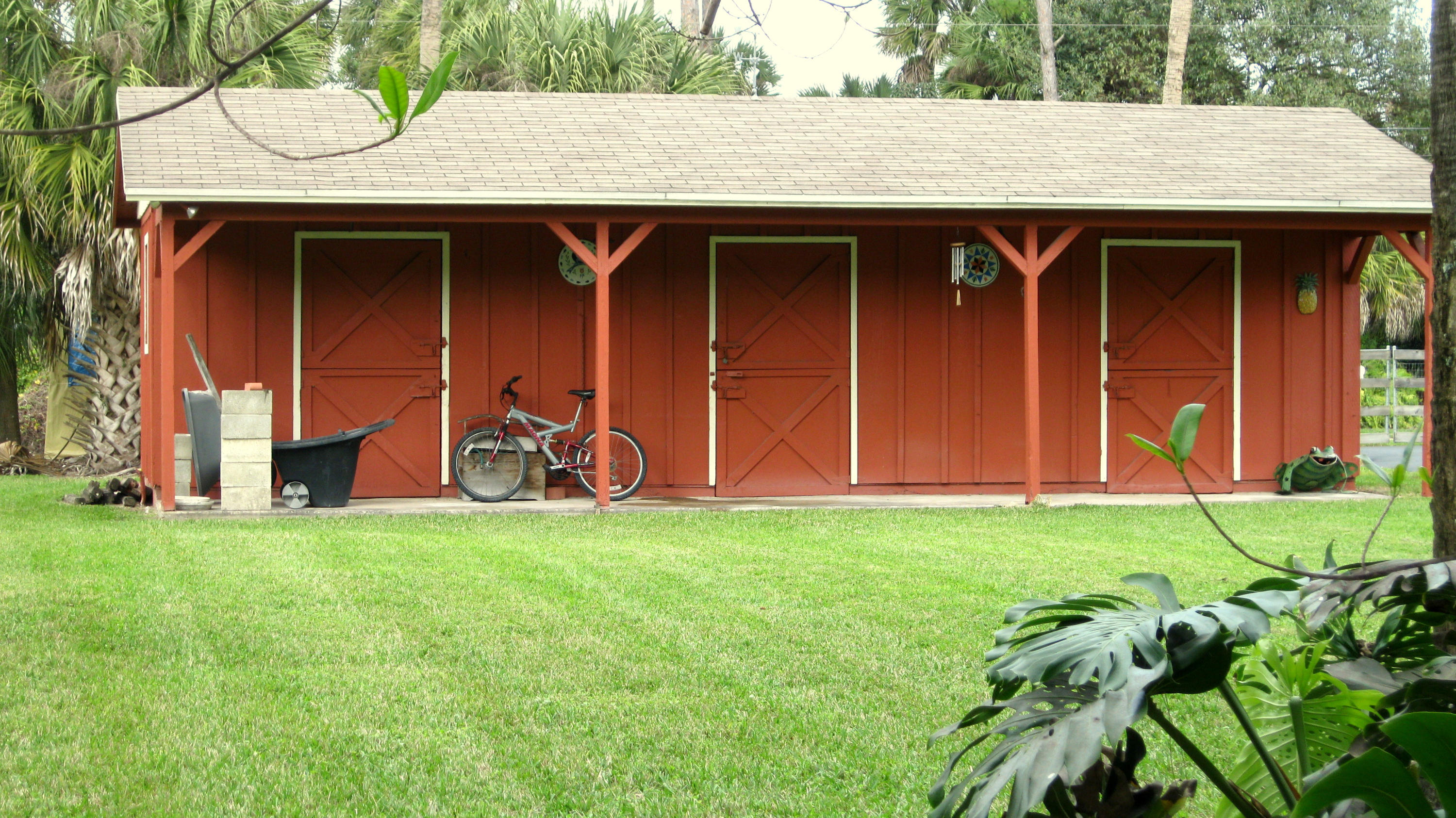 6930 Wilson Road West Palm Beach, FL 33413 - Photo 6 of 26 Barn