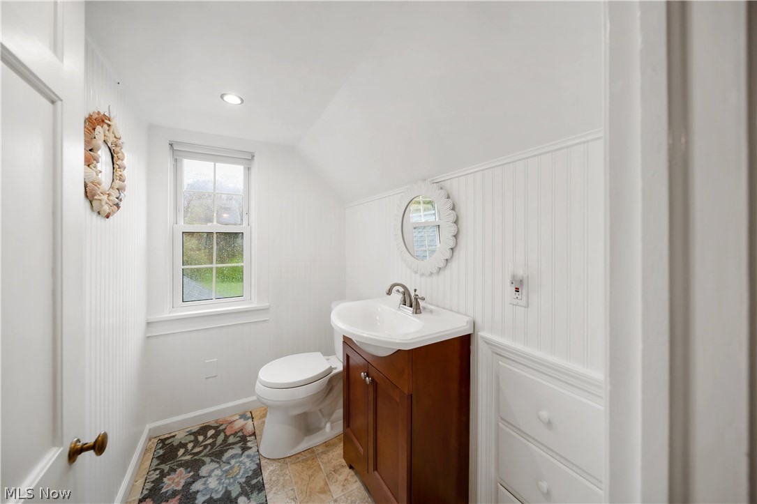 15389 Hemlock Point Road Chagrin Falls, OH 44022 - Photo 17 of 23