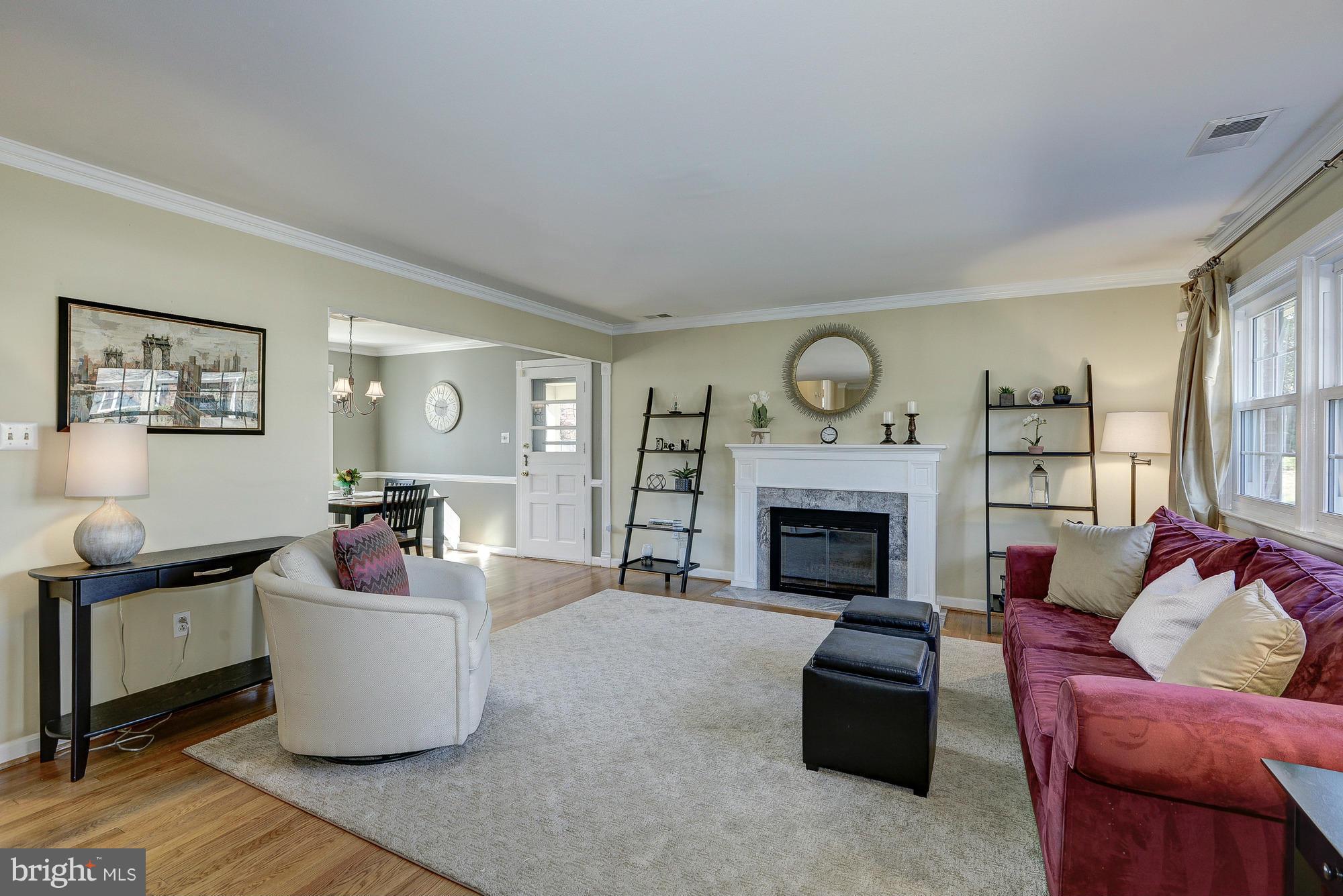 2406 Barbour Road Falls Church, VA 22043 - Photo 4 of 30 Living Room