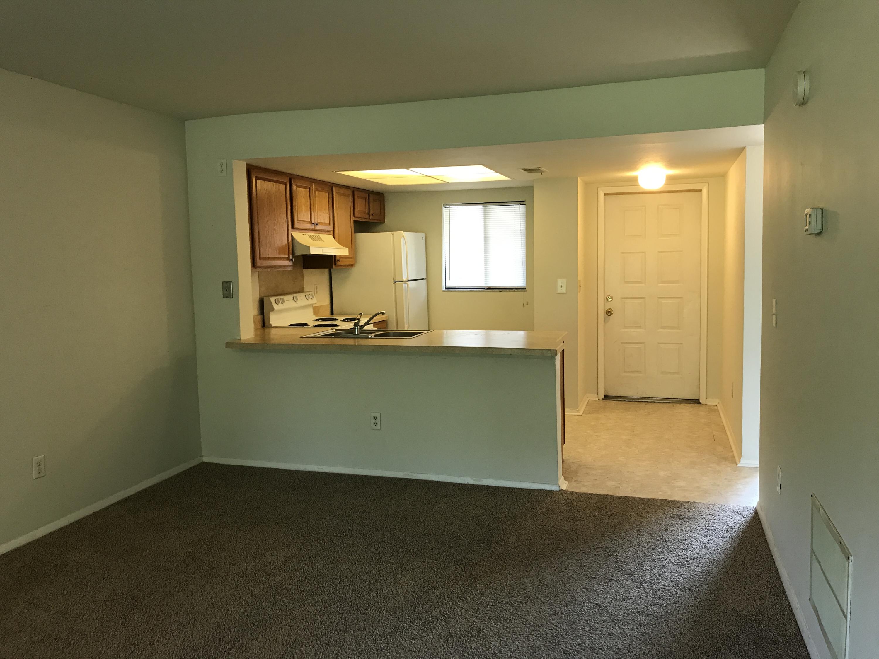 2166 Bees Ferry Road, Unit G Charleston, SC 29414 - Photo 5 of 12 IMG_1043