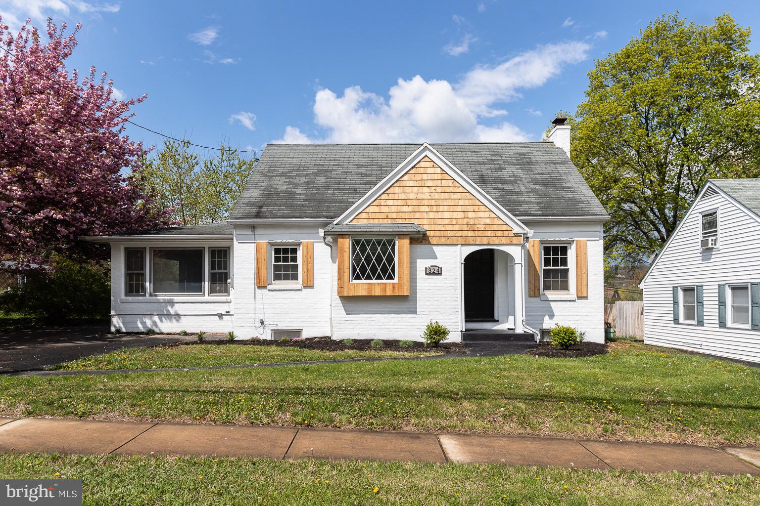 324 North Main Street Spring Grove, PA 17362 - Photo 1 of 29
