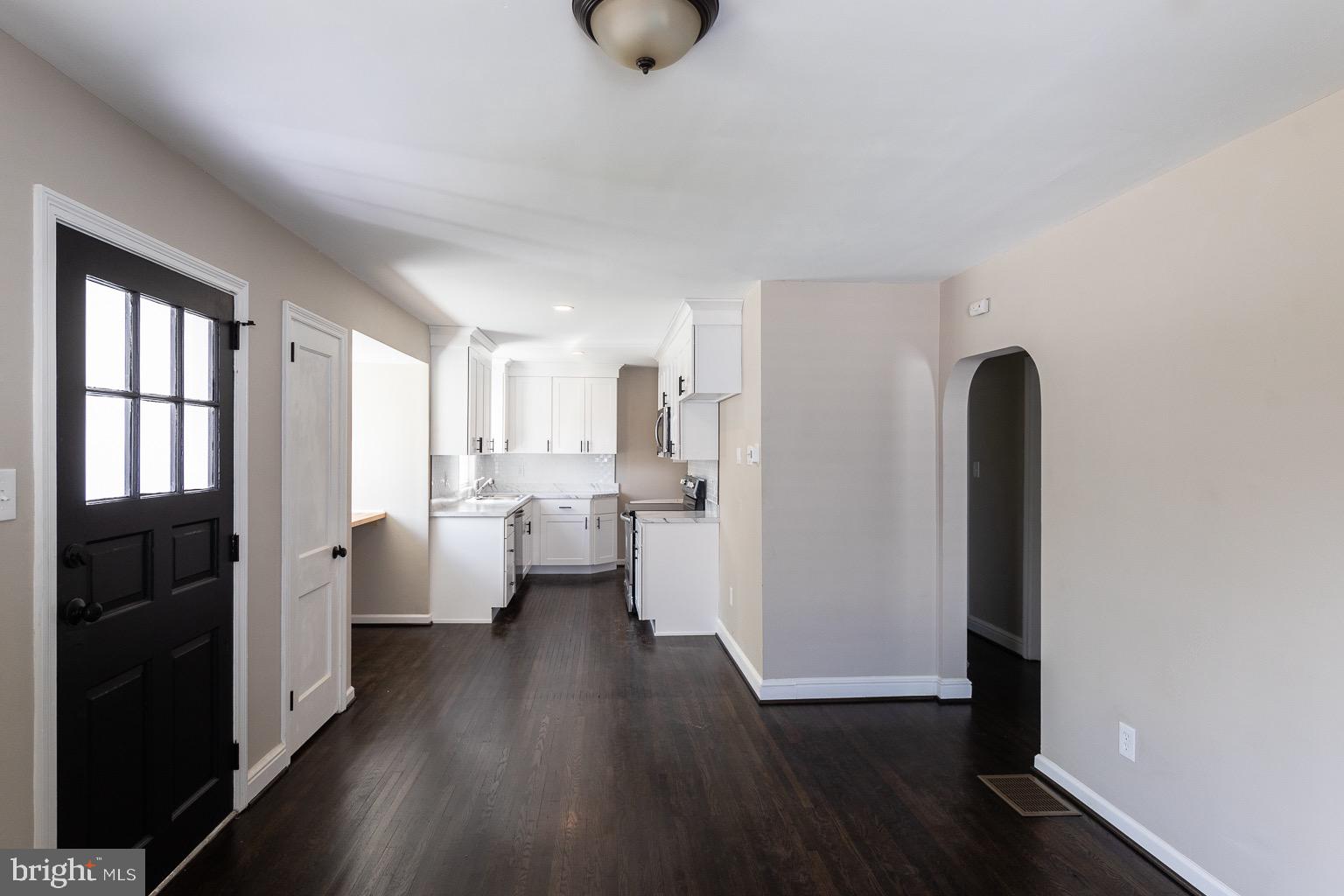 324 North Main Street Spring Grove, PA 17362 - Photo 8 of 29