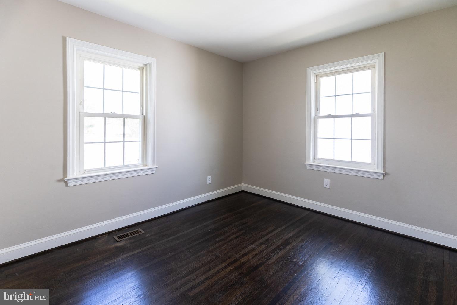 324 North Main Street Spring Grove, PA 17362 - Photo 10 of 29