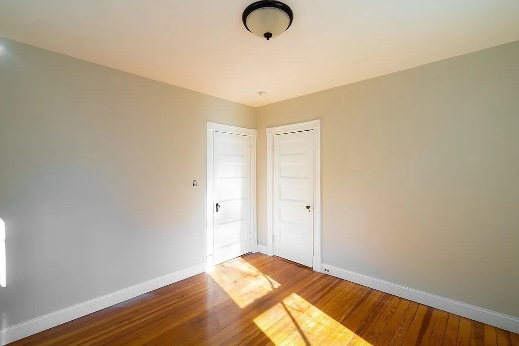 17 East Milton Road, Unit 1 Brookline, MA 02445 - Photo 11 of 20 Gallery Image 11