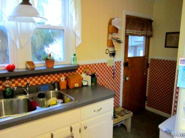 119 Cherry Hill Road Nazareth, PA 18064 - Photo 9 of 25