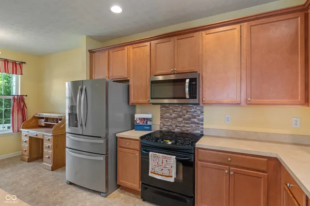 $324,900 | 16001 Marsala Drive, Fishers, IN 46037