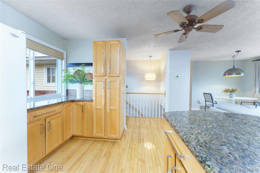 10846 Colony Pinckney, MI 48169 - Photo 24 of 58