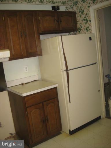 6305 Glenbard Road Burke, VA 22015 - Photo 12 of 18 Kitchen