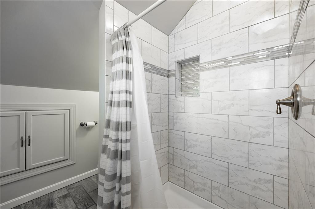 1303 Ashton Road Sharon, PA 16146 - Photo 22 of 25 Gallery Image 22