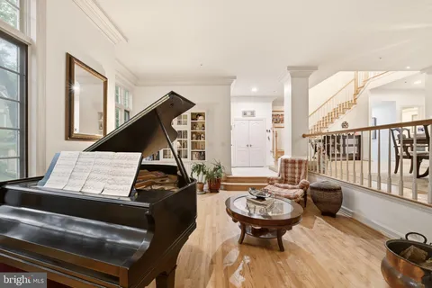 $1,350,000 | 5803 Madaket Road, Bethesda, MD 20816