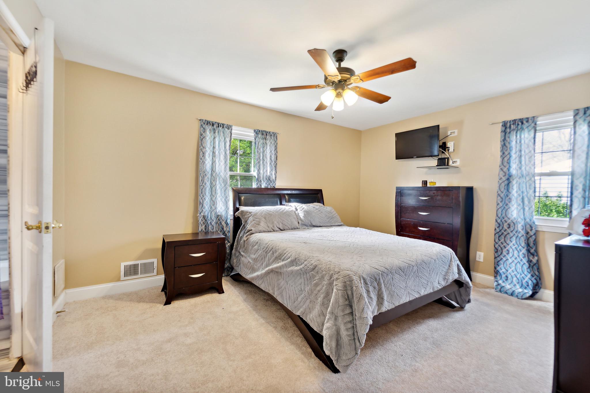 236 Walgrove Road Reisterstown, MD 21136 - Photo 14 of 31 Owners suite