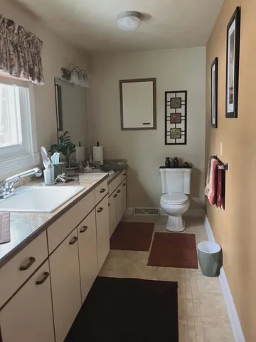 $599,900 | 142 Dewey Street, Sun Prairie, WI 53590