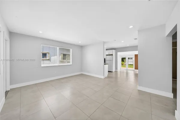 $2,500 | 7261 Southwest 21st Street, Unit 7263, Miami, FL 33155