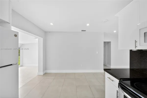 $2,500 | 7261 Southwest 21st Street, Unit 7263, Miami, FL 33155