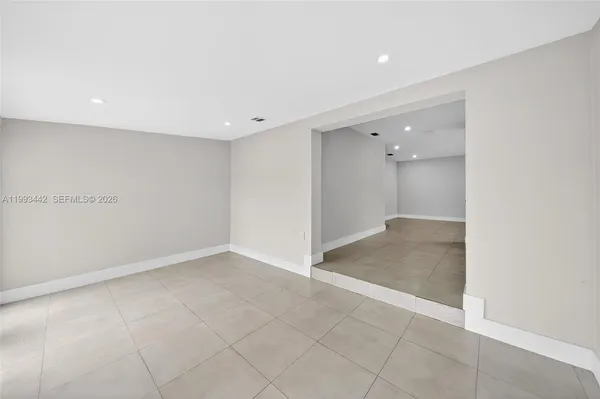 $2,500 | 7261 Southwest 21st Street, Unit 7263, Miami, FL 33155