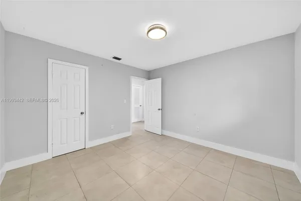 $2,500 | 7261 Southwest 21st Street, Unit 7263, Miami, FL 33155