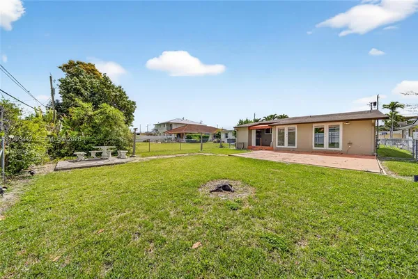 $2,500 | 7261 Southwest 21st Street, Unit 7263, Miami, FL 33155