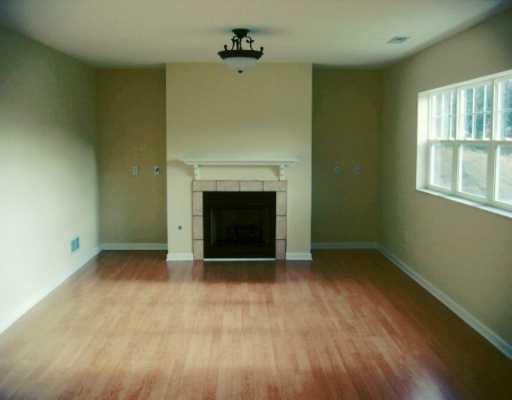 401 Chestnut Lane Apollo, PA 15613 - Photo 7 of 8 Den/Family/Great Room.