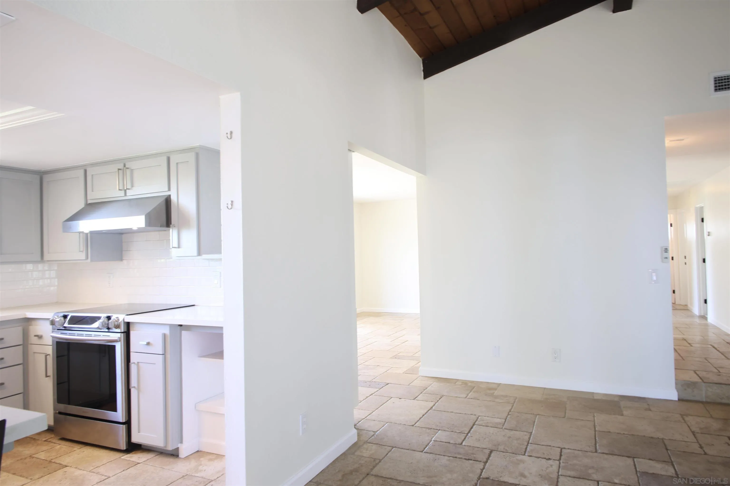 1134 McDonald Road Fallbrook, CA 92028 - Photo 15 of 73 Gallery Image 15