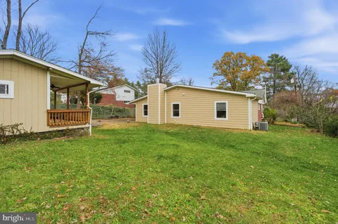 $725,000 | 6302 Saddle Tree Drive, Alexandria, VA 22310