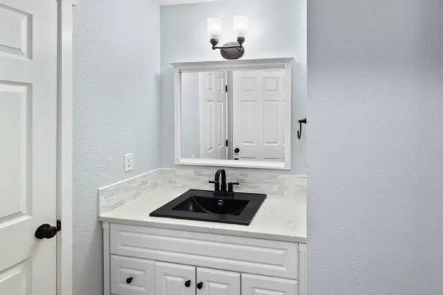 $199,000 | 844 West Cliff Drive, Unit 201, Spokane, WA 99204