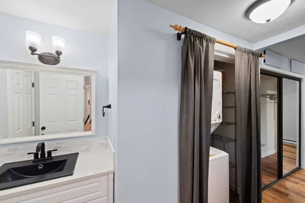 $179,900 | 844 West Cliff Drive, Unit 201, Spokane, WA 99204