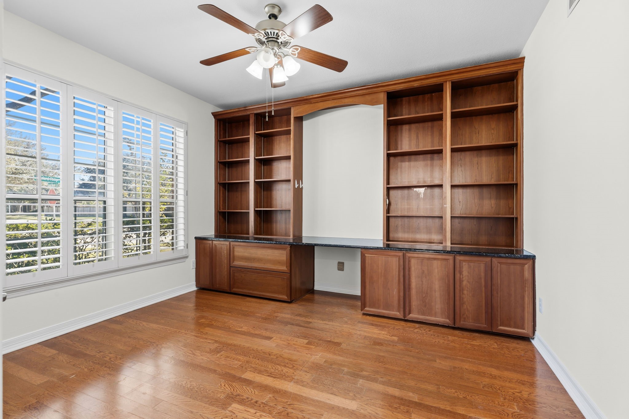 5630 Ashford Ridge Lane Katy, TX 77450 - Photo 19 of 49