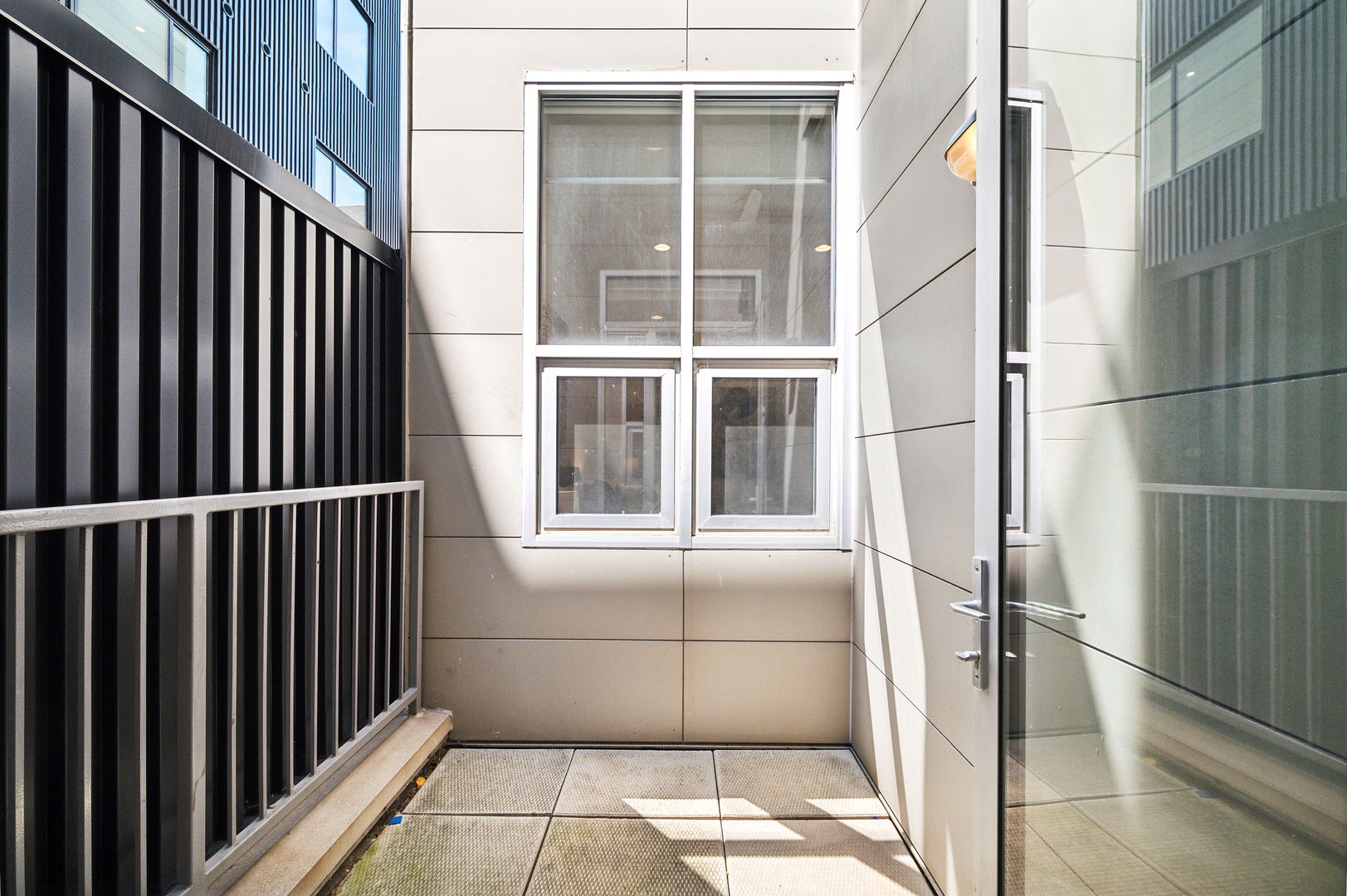 16 North Carpenter Street, Unit 2S Chicago, IL 60607 - Photo 18 of 21 a view of a balcony