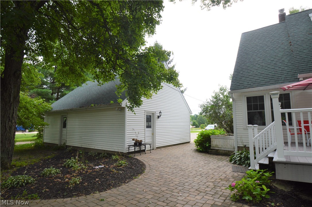6401 Peck Road Ravenna, OH 44266 - Photo 3 of 35 Gallery Image 3