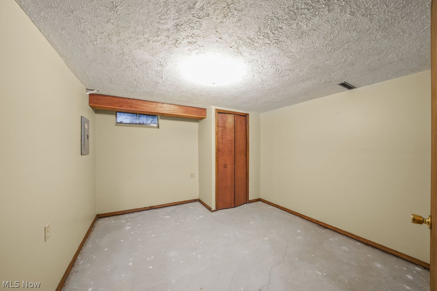 10703 Jones Road Diamond, OH 44412 - Photo 21 of 50