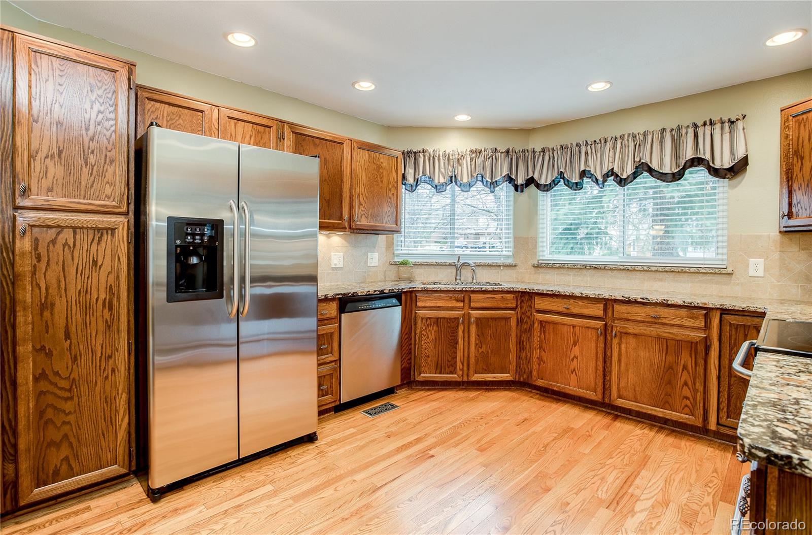 8683 Redstone Street Highlands Ranch, CO 80126 - Photo 9 of 25 Gallery Image 9