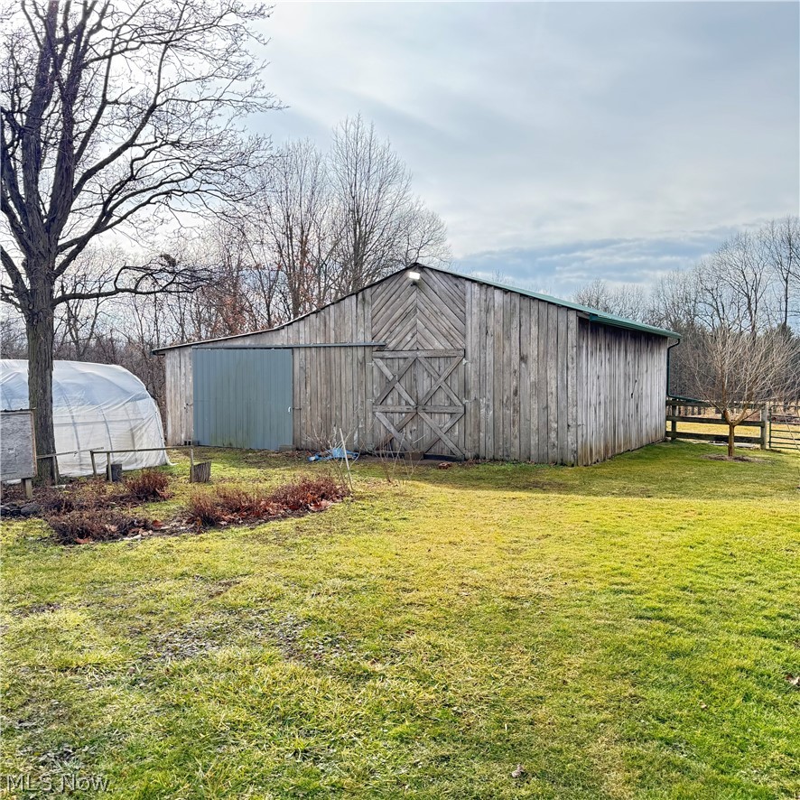 52450 Tower Road Cumberland, OH 43732 - Photo 38 of 41 View of outdoor structure