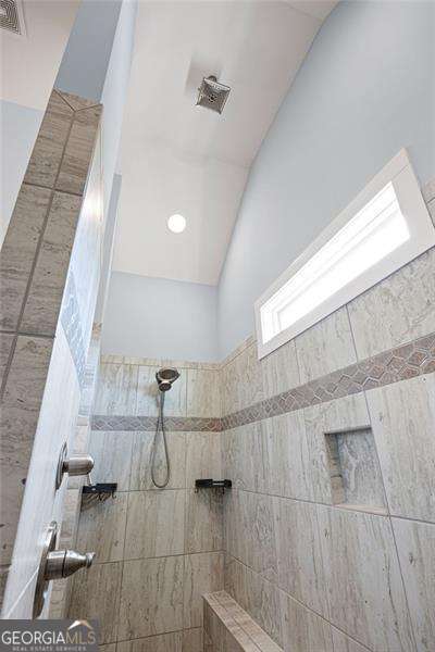 61 Roberson Drive White, GA 30184 - Photo 36 of 46 a bathroom with a shower