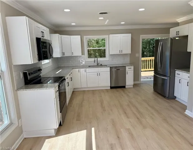 $369,900 | 216 Belvue Drive, Mount Airy, NC 27030