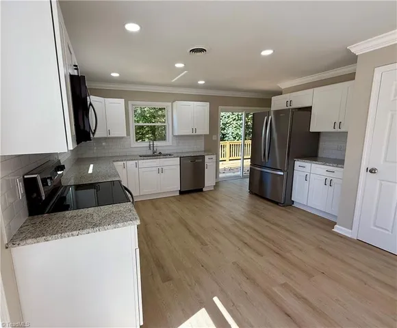 $369,900 | 216 Belvue Drive, Mount Airy, NC 27030