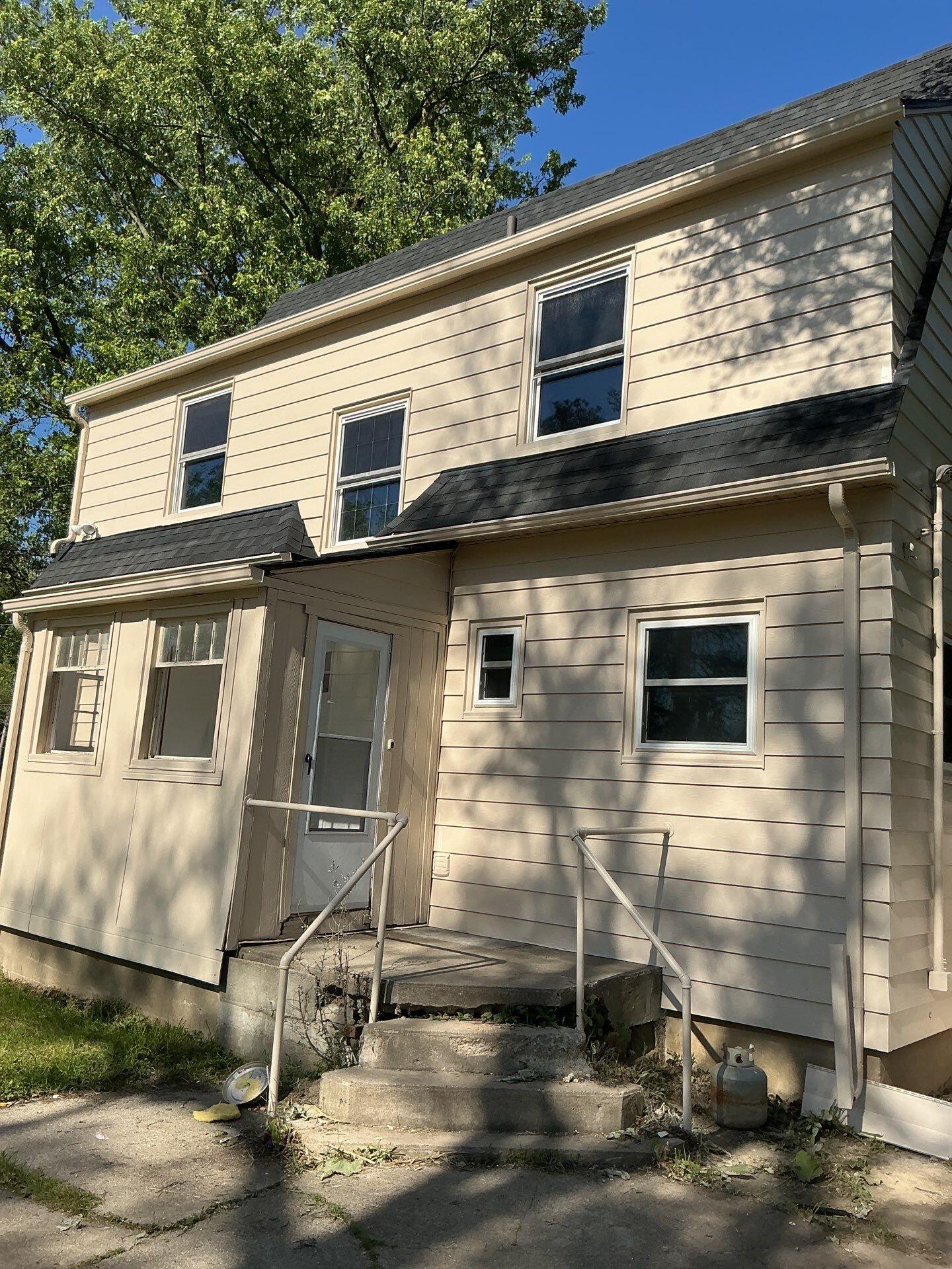 6277 Corunna Road Flint, MI 48532 - Photo 5 of 44 Side Entry