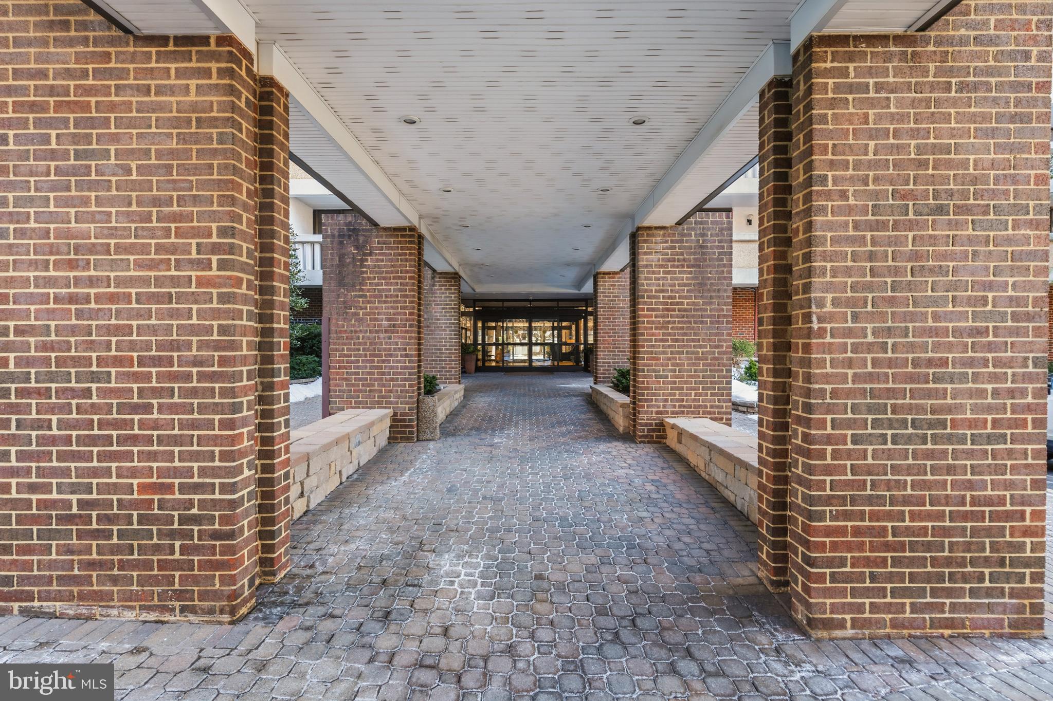 6101 Edsall Road, Unit 1107 Alexandria, VA 22304 - Photo 79 of 114