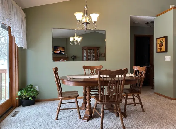 $385,000 | 214 11th Avenue North, Princeton, MN 55371