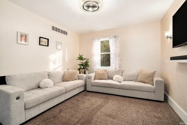 $299,000 | 205 Twin River Trail, Bristol, IN 46507