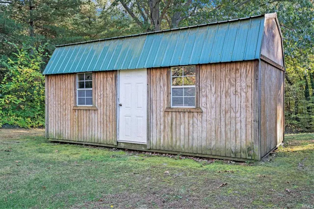 $299,000 | 205 Twin River Trail, Bristol, IN 46507