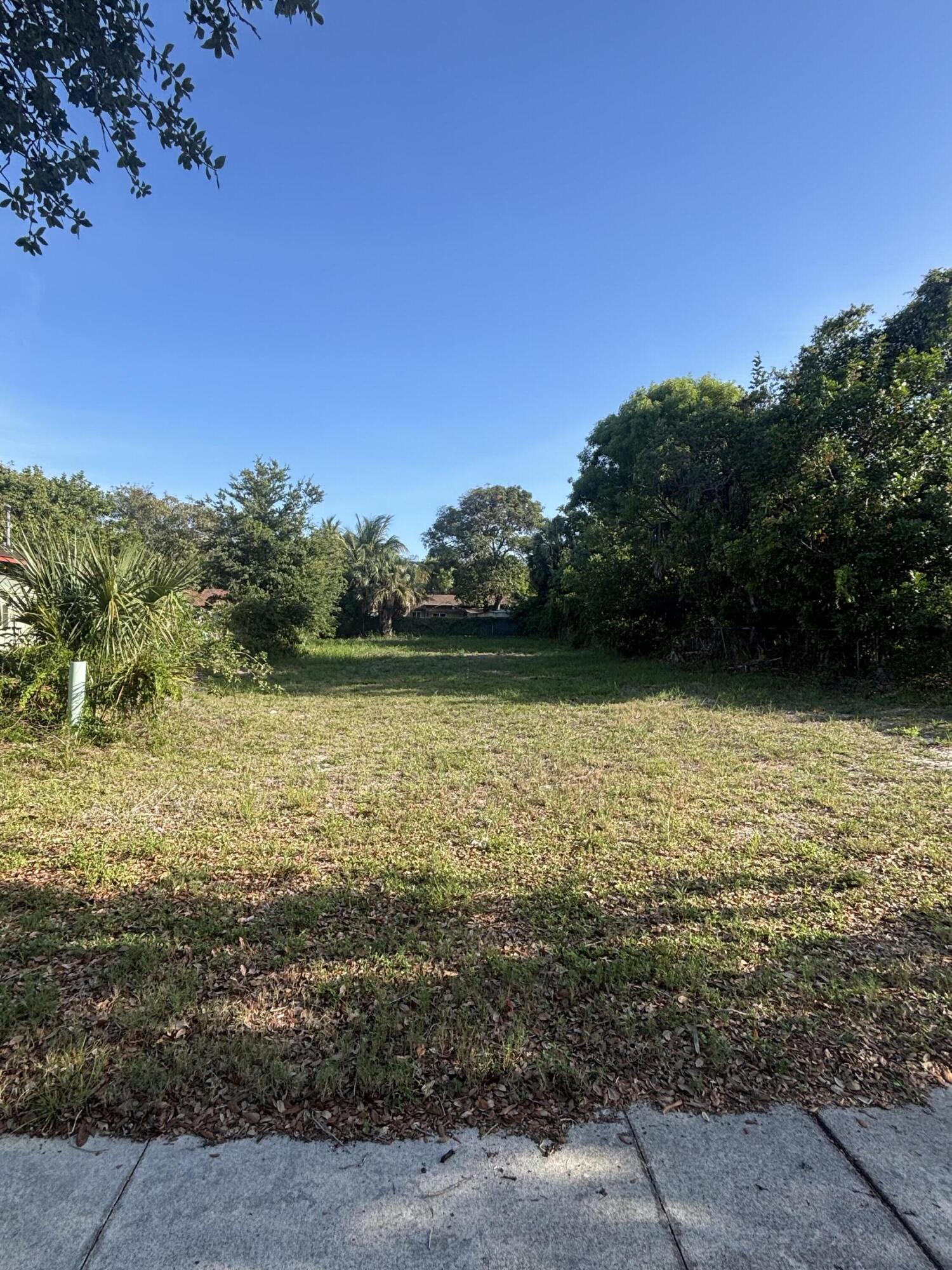 140 Northeast Pearl Street Boca Raton, FL 33432 - Photo 3 of 3 a view of a lake view