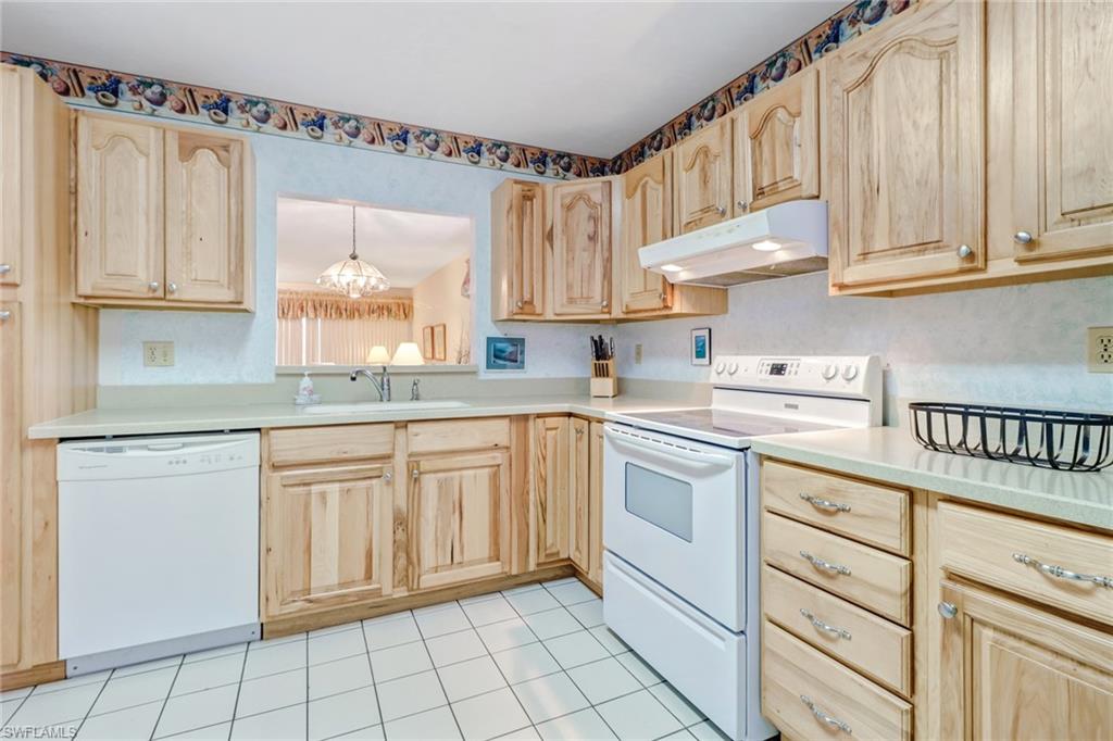 305 Goodlette-Frank Road, Unit 201C Naples, FL 34102 - Photo 4 of 13 Gallery Image 4