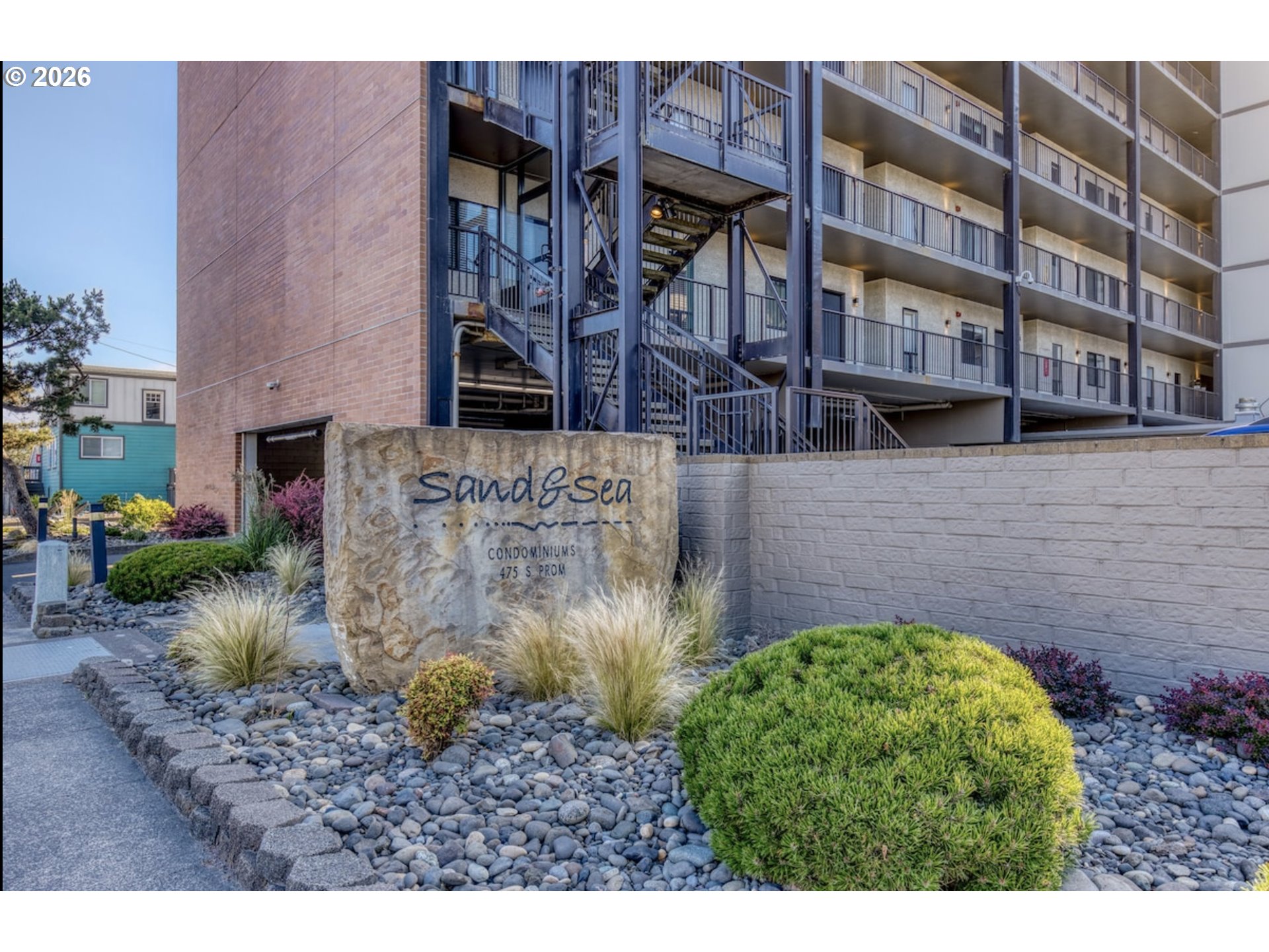 475 South Promenade, Unit 112 Seaside, OR 97138 - Photo 3 of 15