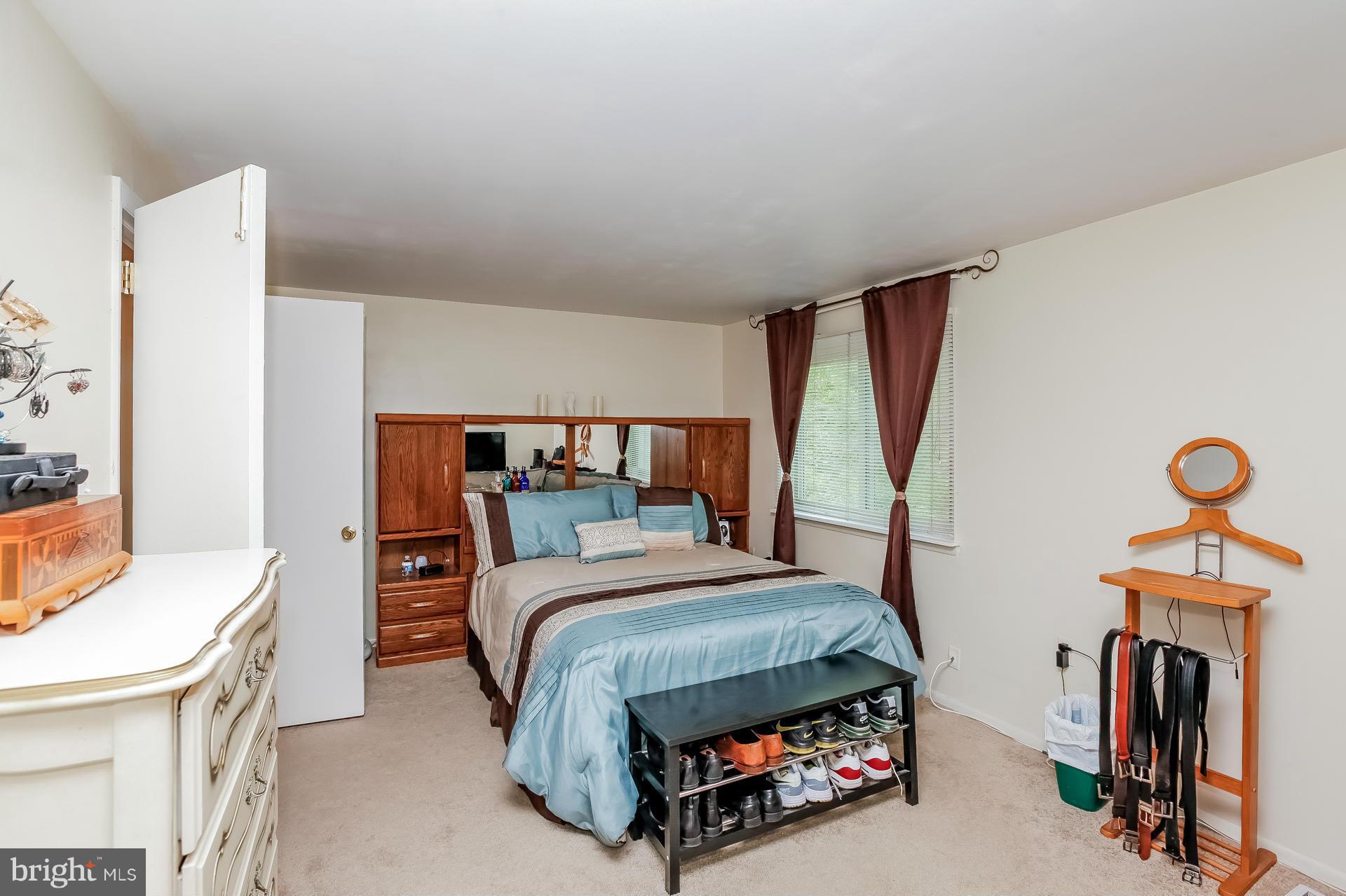 8932 Centerway Road Gaithersburg, MD 20879 - Photo 14 of 30 Bedroom (Master)