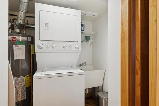 $255,000 | 222 North Kalamazoo Mall, Kalamazoo, MI 49007