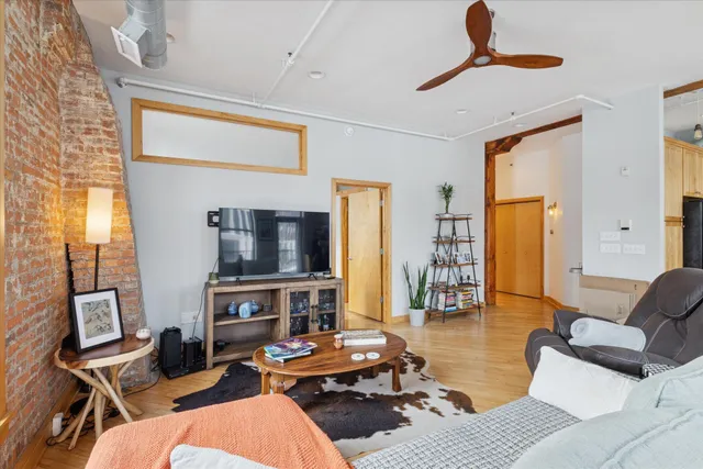 $255,000 | 222 North Kalamazoo Mall, Kalamazoo, MI 49007