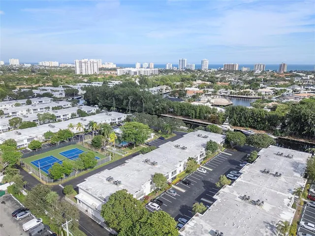 $398,000 | 6205 Bay Club Drive, Unit 3, Fort Lauderdale, FL 33308