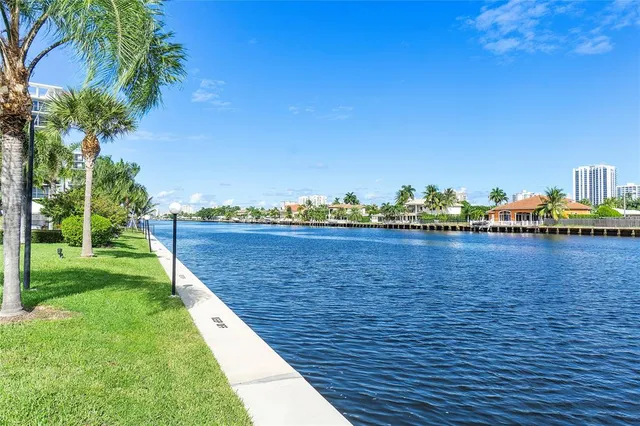 $398,000 | 6205 Bay Club Drive, Unit 3, Fort Lauderdale, FL 33308