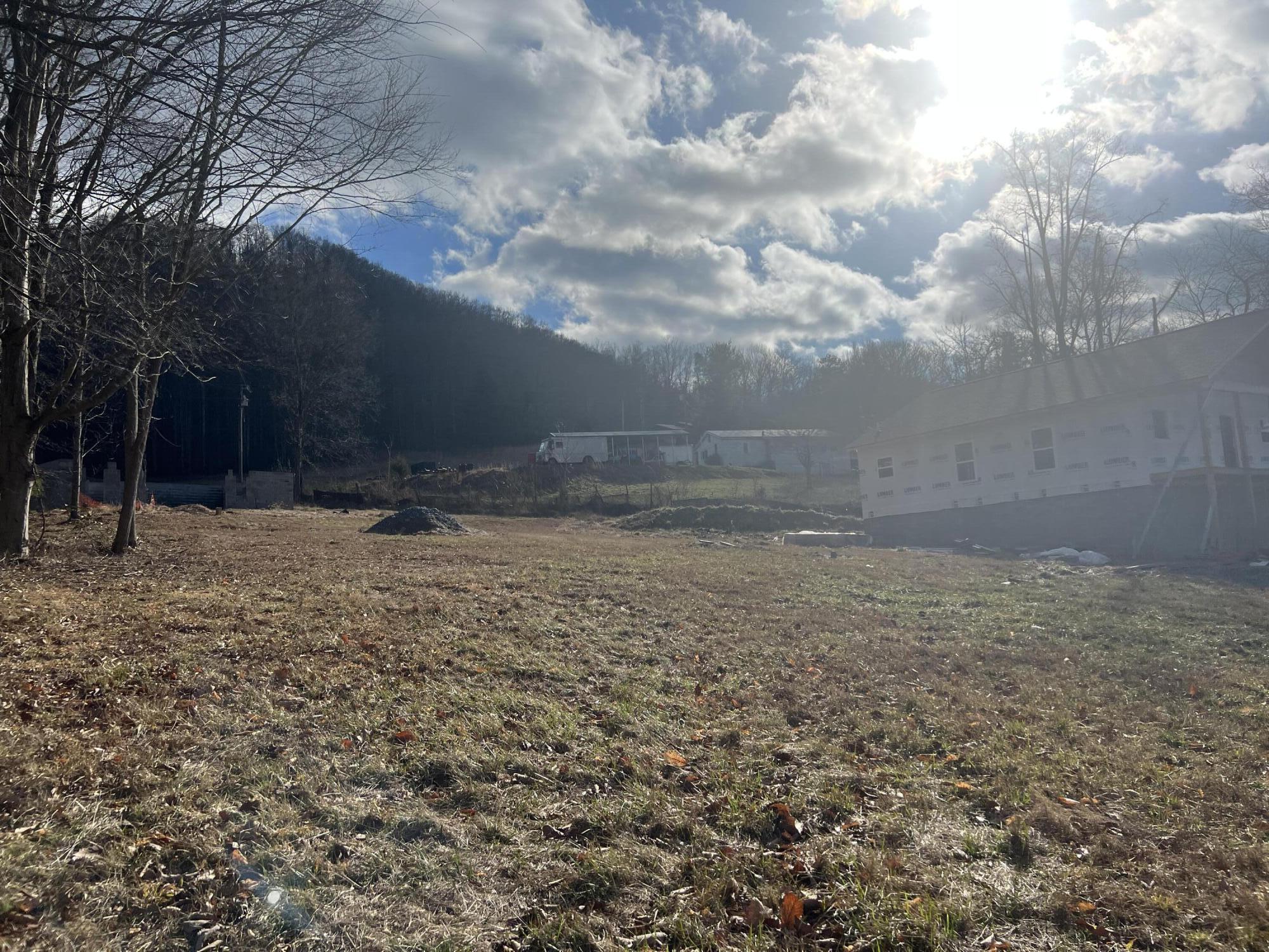 220 Echo Ridge Road, Unit 12 Erwin, TN 37650 - Photo 4 of 14 FA242CA9-21E2-41AC-A20F-73FC247D51BF