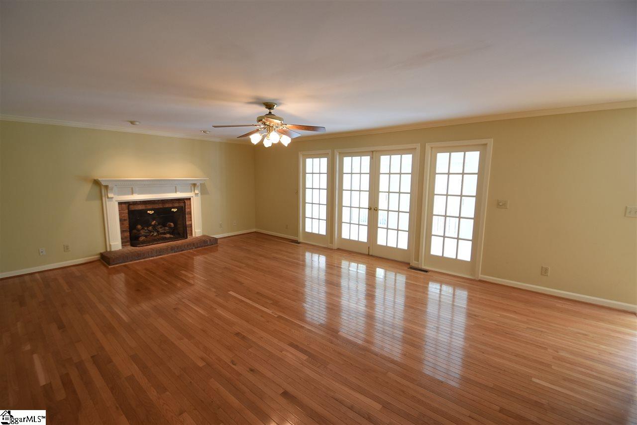 107 West Hackney Road Greer, SC 29650 - Photo 6 of 34 Gallery Image 6
